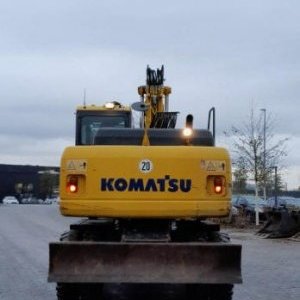 foto Komatsu PW160-7E0