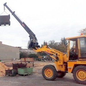 foto backohe-loader multi! crane blade Komatsu Fai WB98A