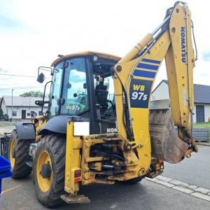 foto Komatsu WB97 S8 backhoe loader